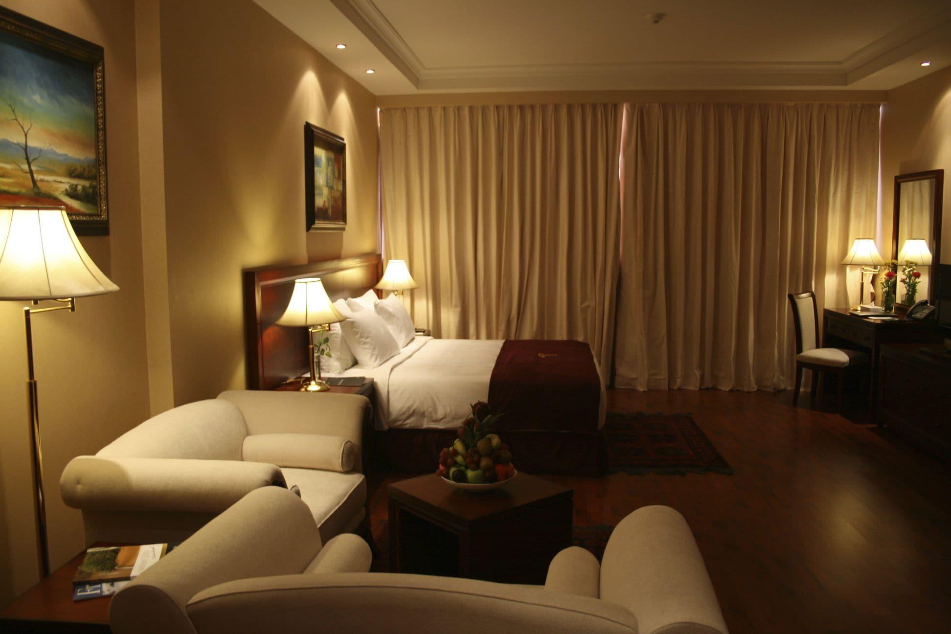 Trianon Royal Hotel Abu Dabi Dış mekan fotoğraf