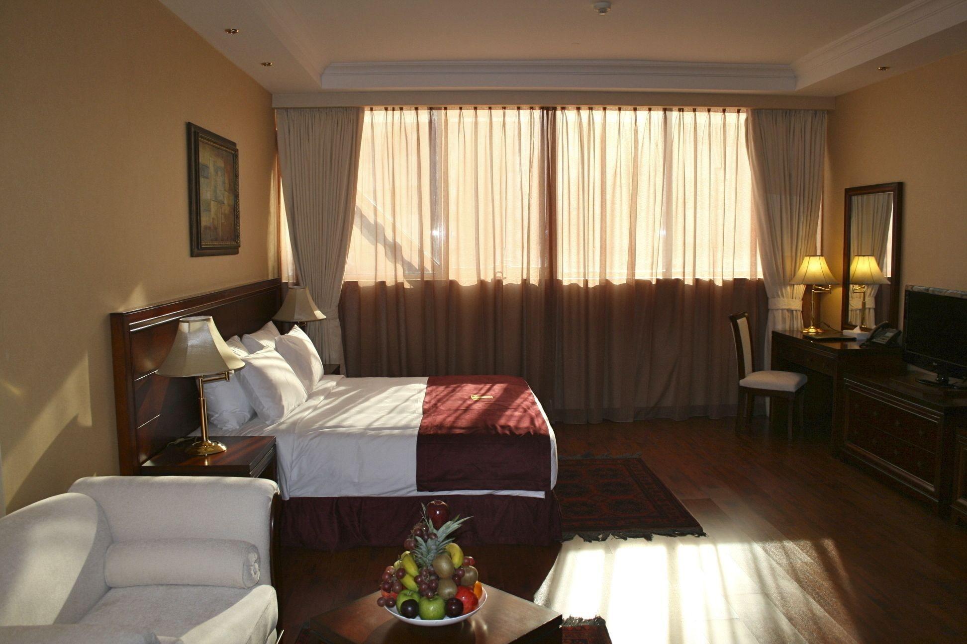 Trianon Royal Hotel Abu Dabi Dış mekan fotoğraf