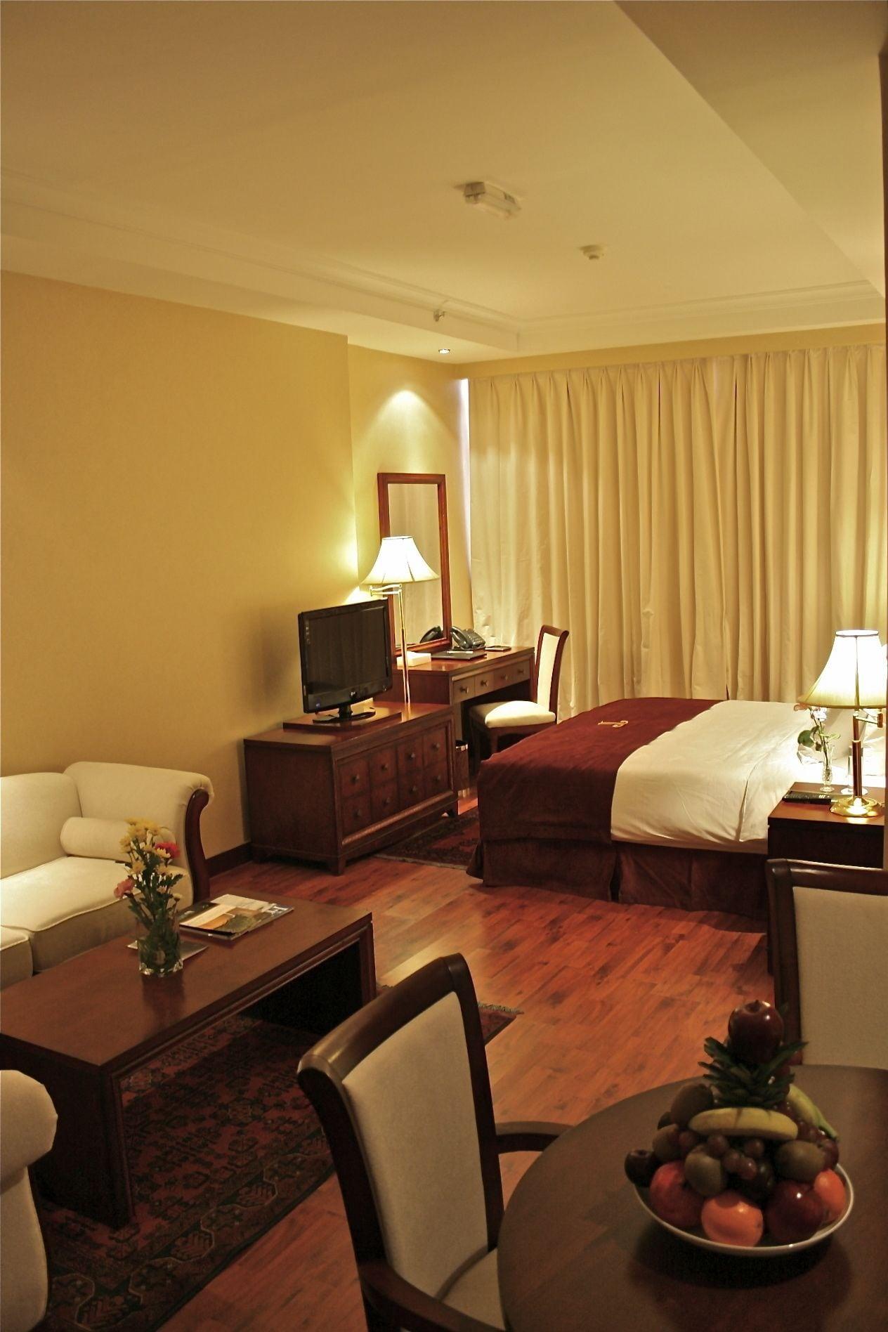 Trianon Royal Hotel Abu Dabi Dış mekan fotoğraf