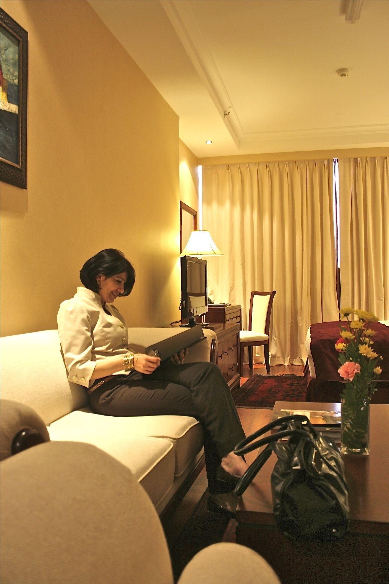 Trianon Royal Hotel Abu Dabi Dış mekan fotoğraf